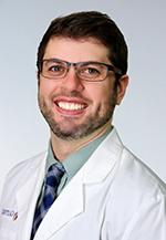 Zachary Dewar，医学博士